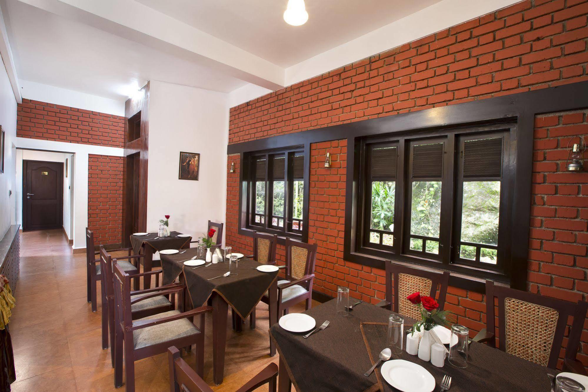Madhumanthra Resort - Homestay Munnar Ngoại thất bức ảnh