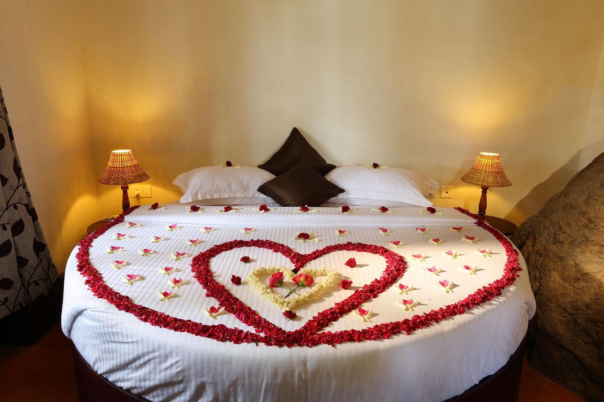 Madhumanthra Resort - Homestay Munnar Ngoại thất bức ảnh